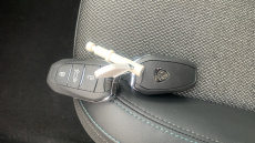 Peugeot 308 1.2 PureTech Allure 5dr EAT8 Petrol Hatchback